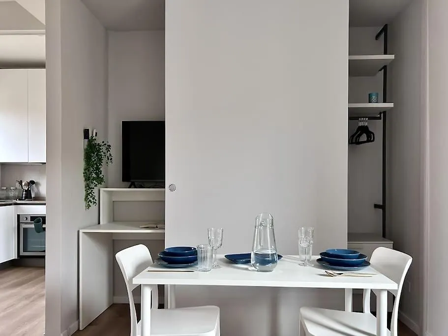 Suite Orione & Andromeda - Pavia City - By Host4U Apartment